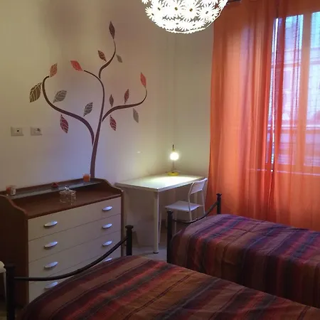 Come And Feel At In This Airy Three Bedrooms In Centre * Rome